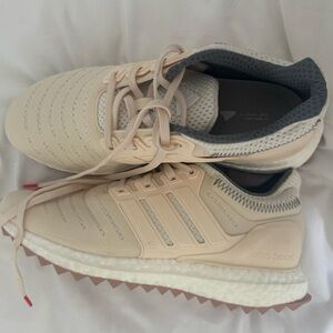 Adidas ultraboosts baby pink brand new condition